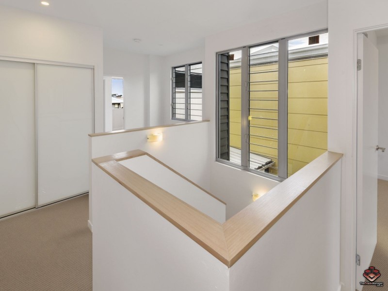 5 Panama Cresent, Mountain Creek QLD 4557