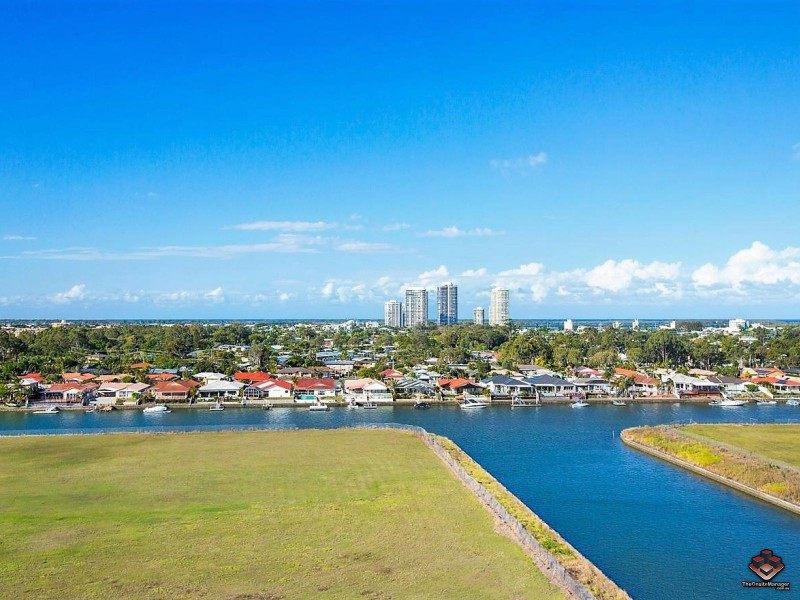 25-31 East Quay Drive, Biggera Waters QLD 4216