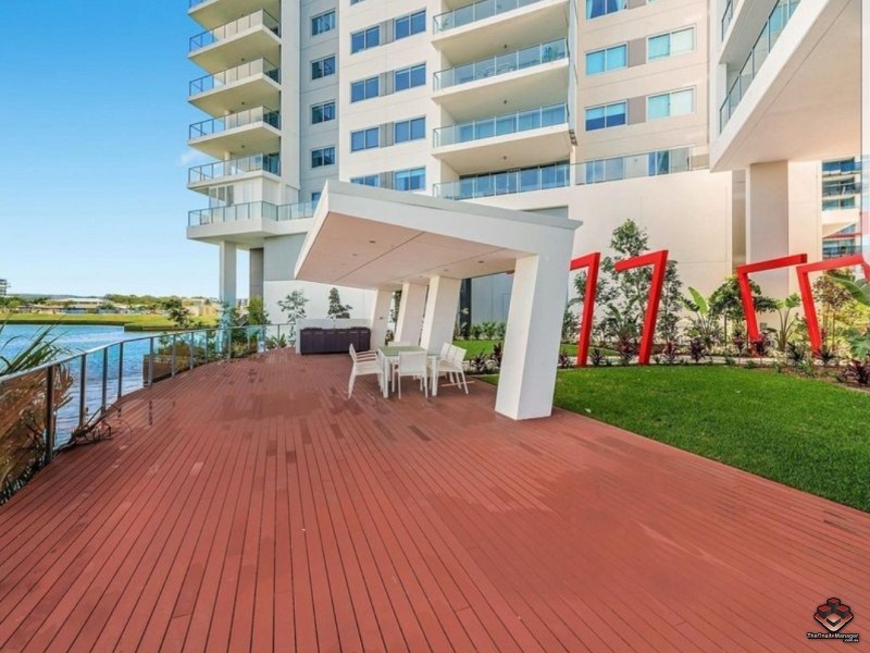 25-31 East Quay Drive, Biggera Waters QLD 4216