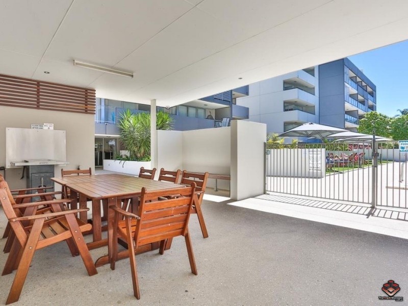 95 Clarence Road, Indooroopilly QLD 4068