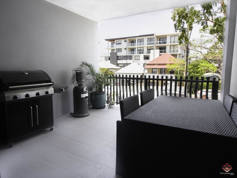 52 Grantson Street, Windsor QLD 4030