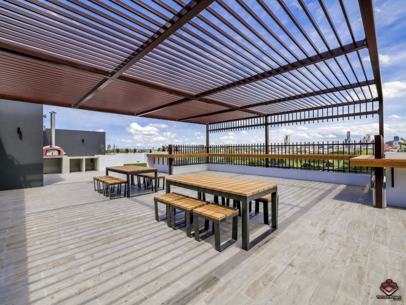 52 Grantson Street, Windsor QLD 4030