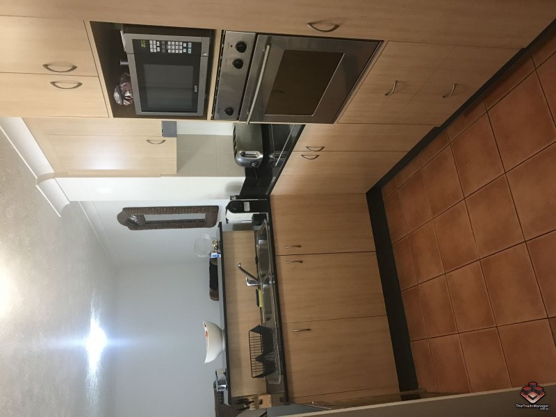 24 Slatyer Avenue, Bundall QLD 4217