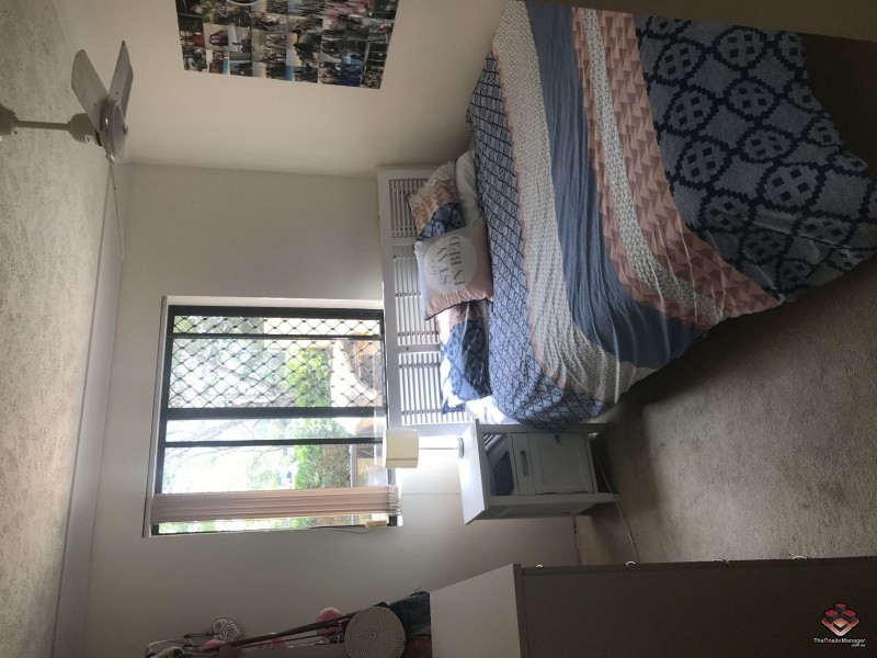 24 Slatyer Avenue, Bundall QLD 4217