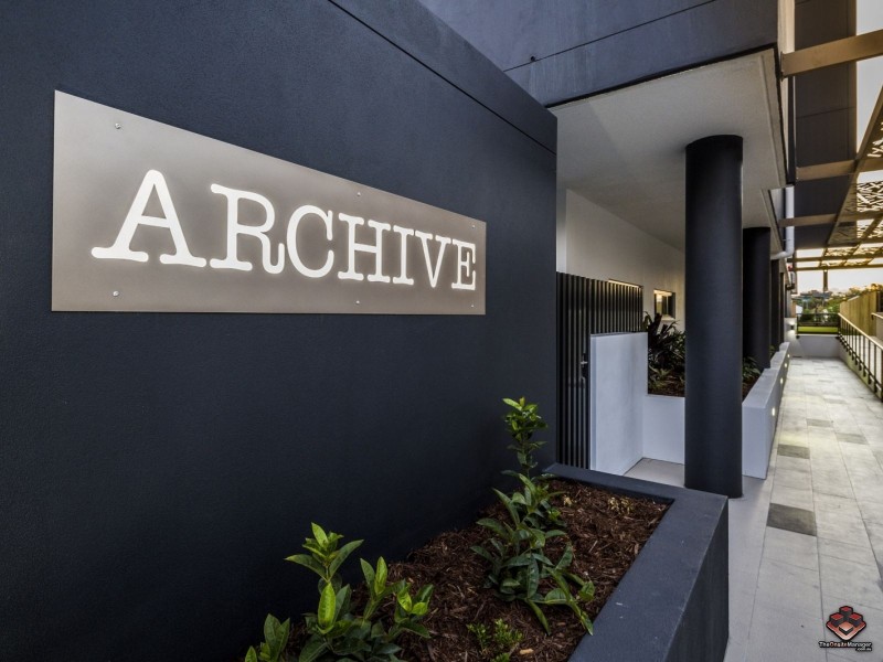 17 Carl Street, Woolloongabba QLD 4102