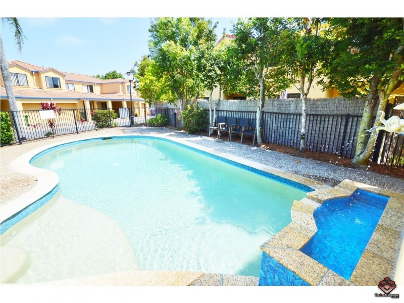2 Concord Circuit, Robina QLD 4226