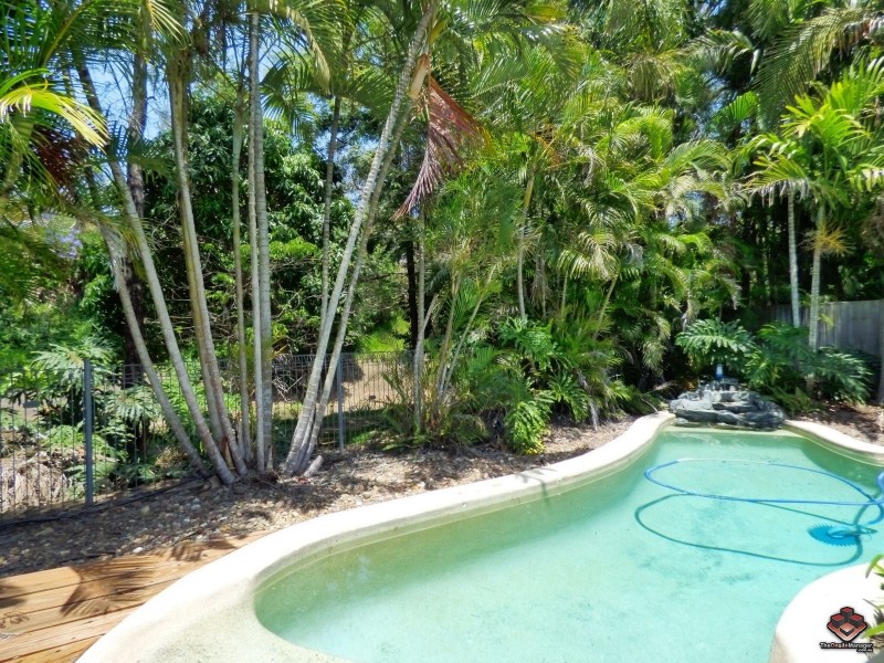 9 Norham Court, Carindale QLD 4152