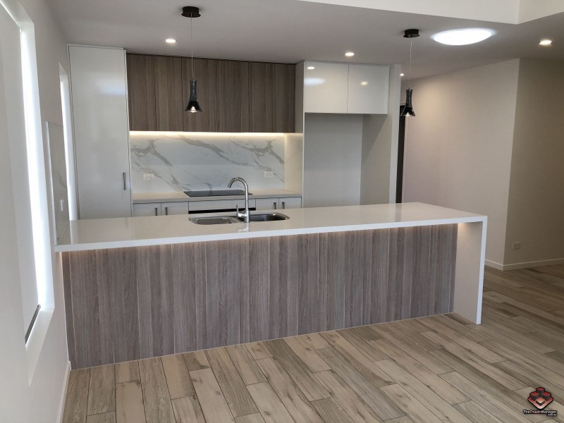 1 Stuartholme Road, Bardon QLD 4065