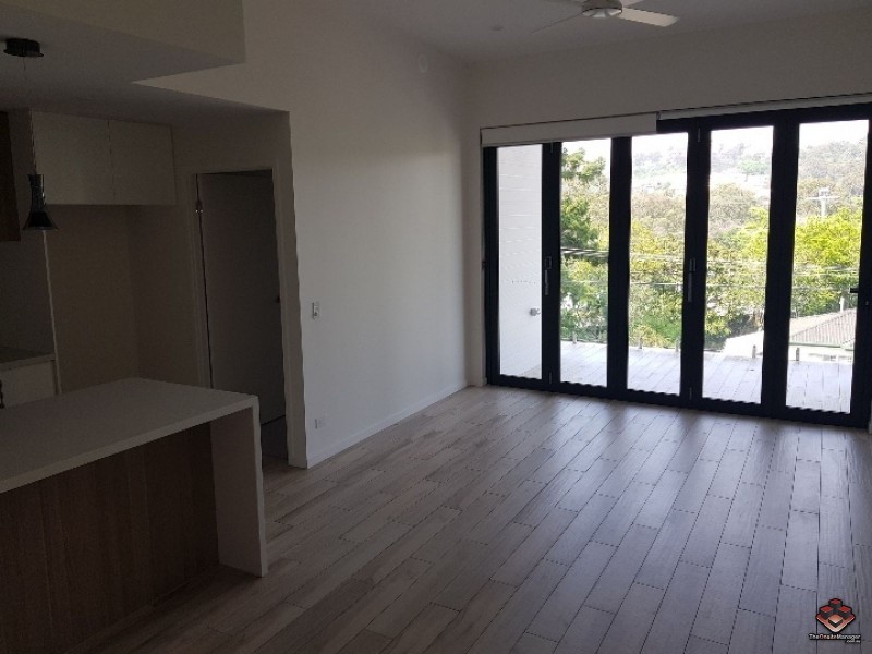 1 Stuartholme Road, Bardon QLD 4065