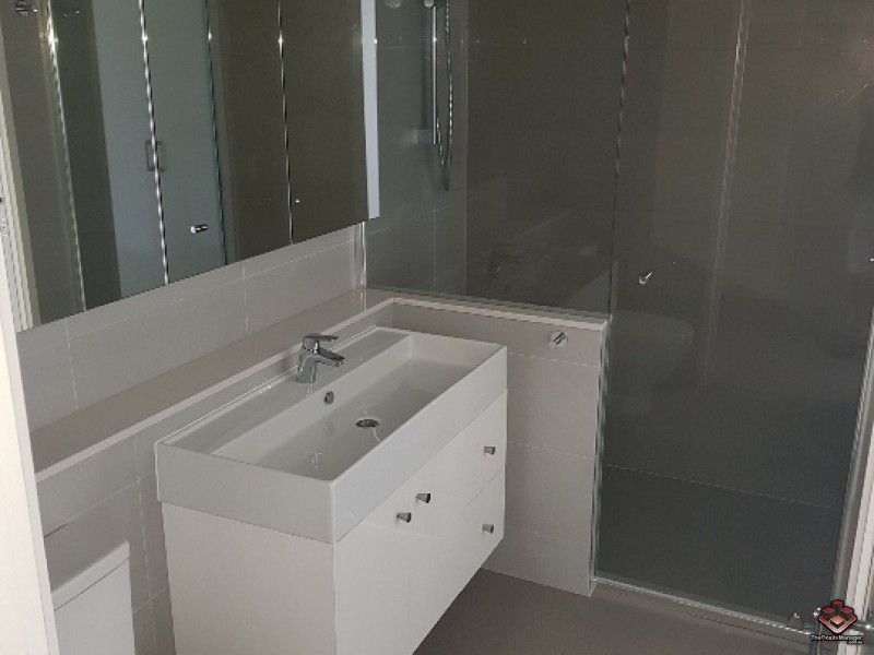 1 Stuartholme Road, Bardon QLD 4065