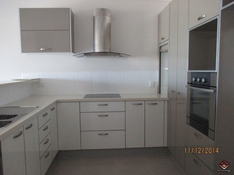 90/42 Warburton Street, North Ward QLD 4810