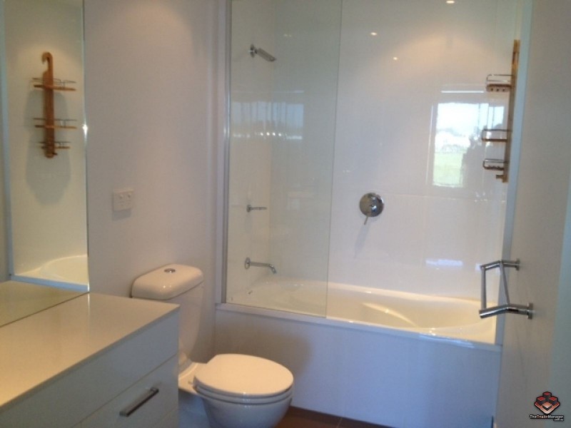 41 Harbour Town Drive, Biggera Waters QLD 4216