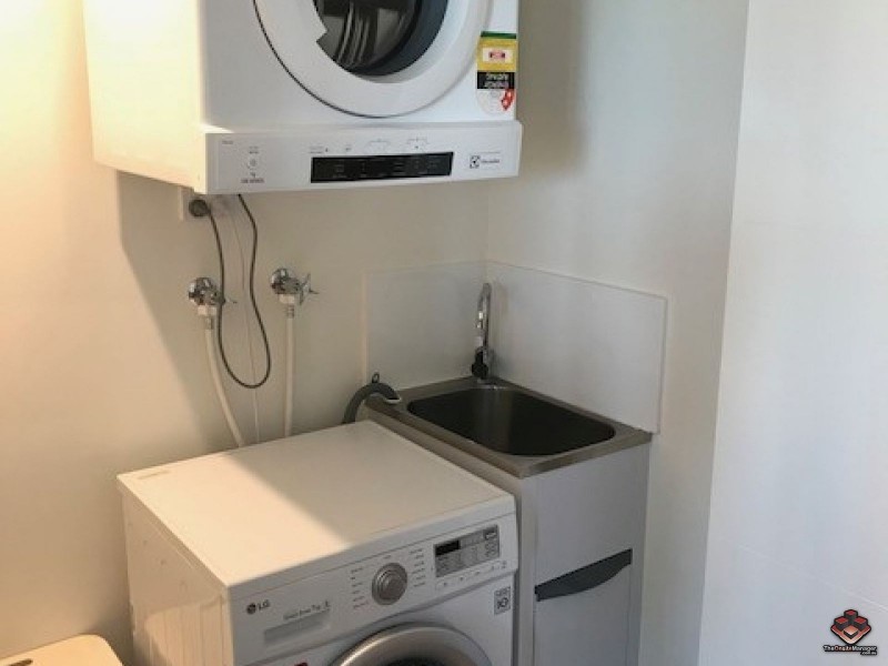 986 Wynnum Road, Cannon Hill QLD 4170