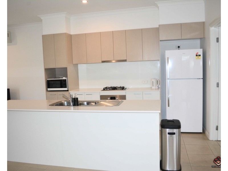 31 Azure Way, Hope Island QLD 4212