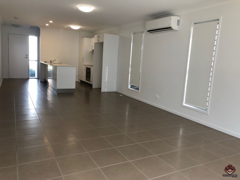 8 Whitehorse Road, Dakabin QLD 4503