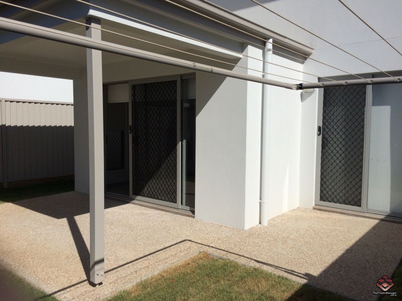 8 Whitehorse Road, Dakabin QLD 4503