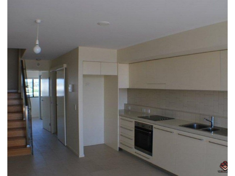 8 Musgrave Street, West End QLD 4101