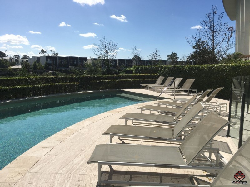 1 Marina Drive, Benowa QLD 4217