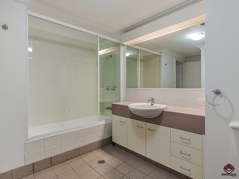 35 Ferry Street, Kangaroo Point QLD 4169