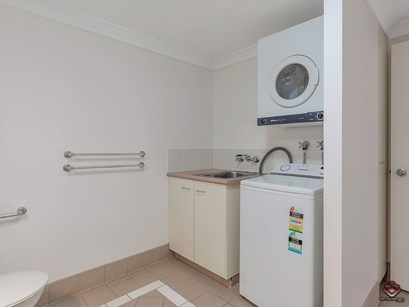 35 Ferry Street, Kangaroo Point QLD 4169