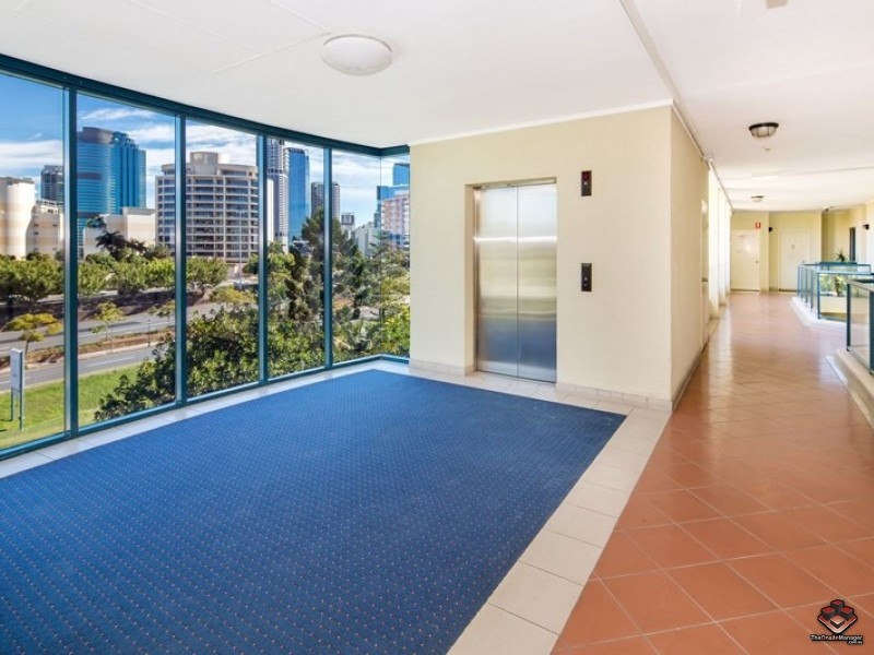 35 Ferry Street, Kangaroo Point QLD 4169