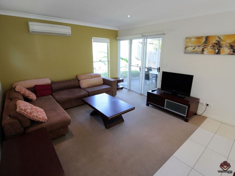 65 Manooka Drive, Cannonvale QLD 4802