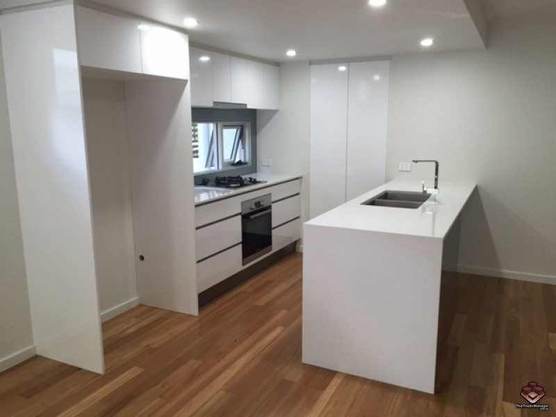 16 Seven Oaks Street, Taringa QLD 4068