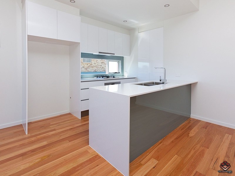 16 Seven Oaks Street, Taringa QLD 4068