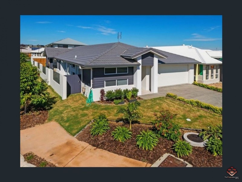 2 Keelson Crescent, Hope Island QLD 4212