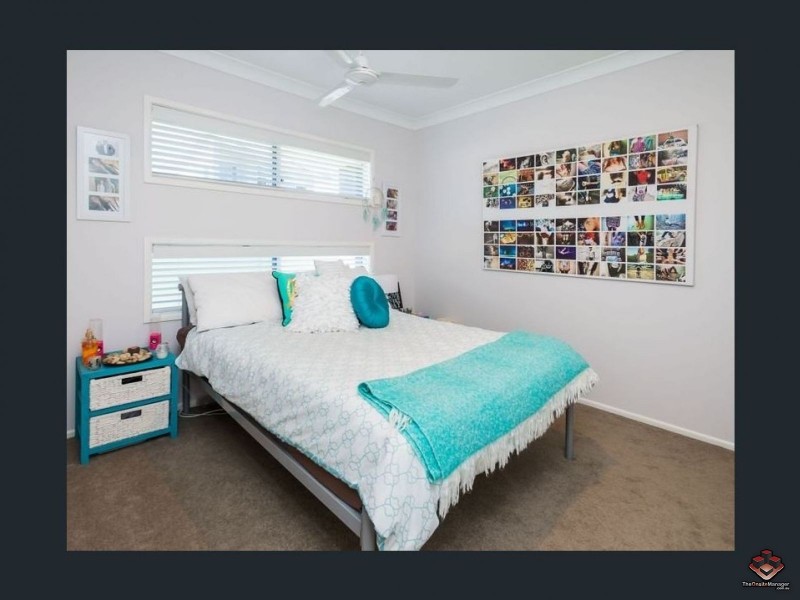2 Keelson Crescent, Hope Island QLD 4212