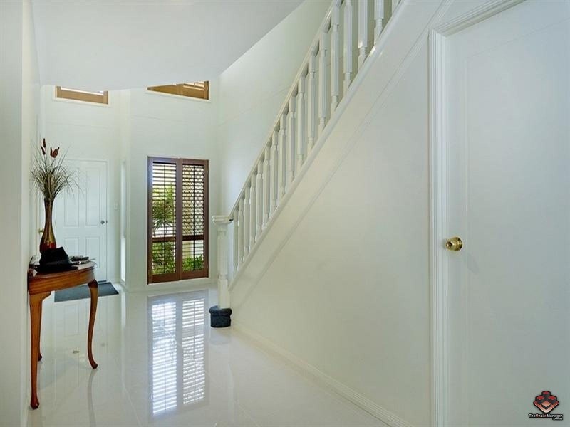 Hope Island QLD 4212