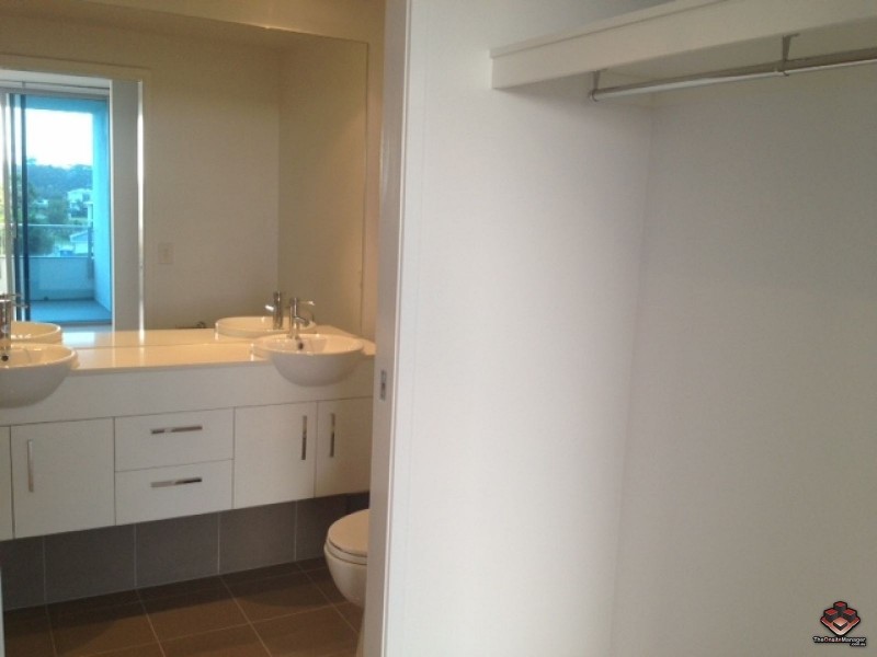 3 Compass Drive, Biggera Waters QLD 4216