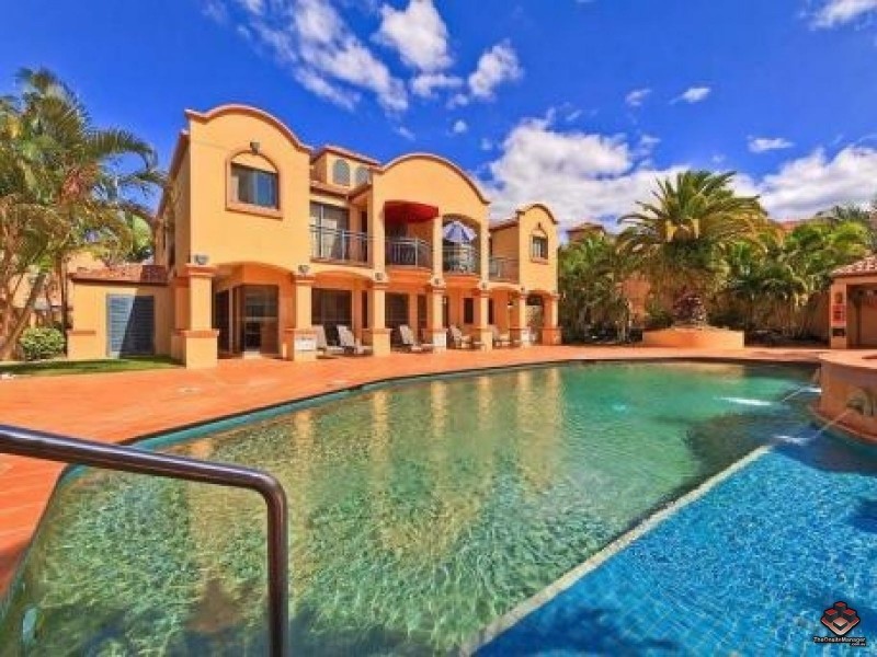 206 Cheltenham Drive, Robina QLD 4226