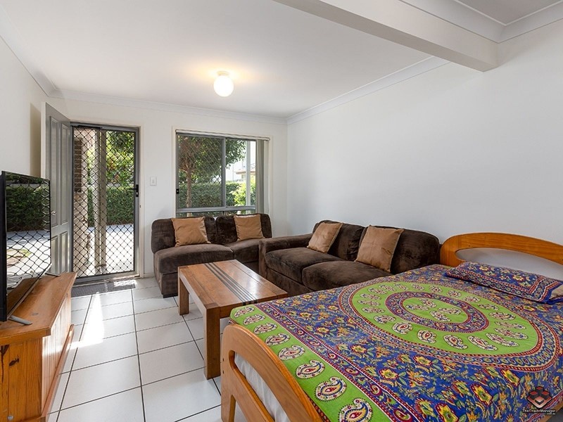 2 Rory Court, Calamvale QLD 4116