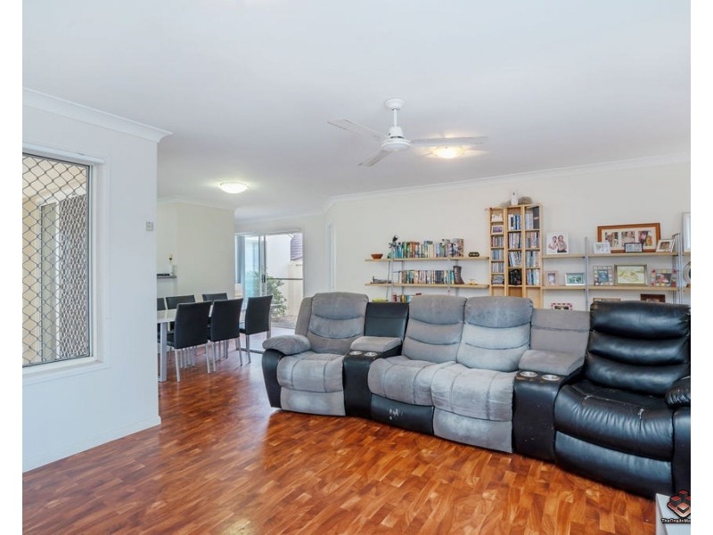 100/2-4 Langport Parade, Mudgeeraba QLD 4213