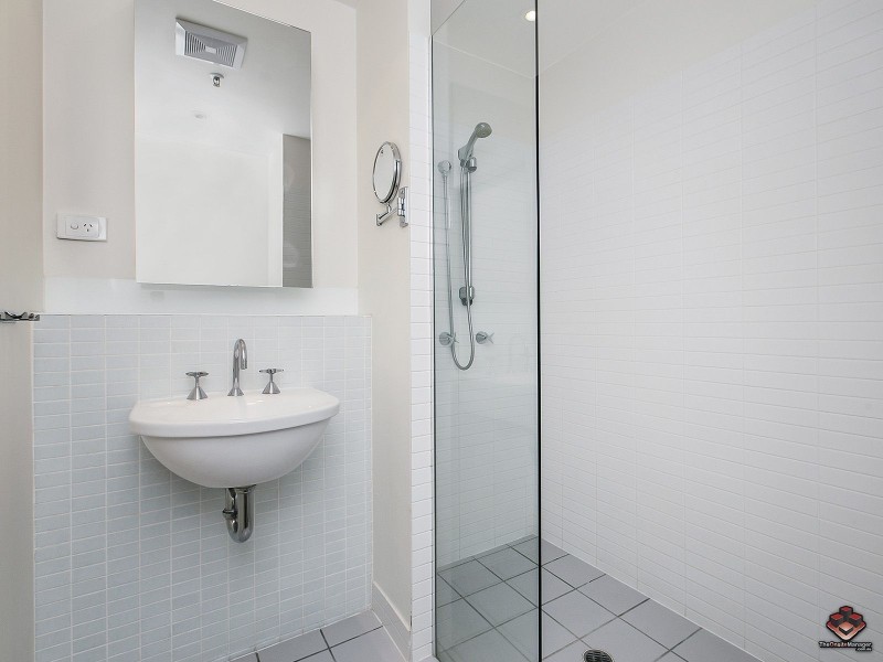 64 Macquarie Street, Teneriffe QLD 4005