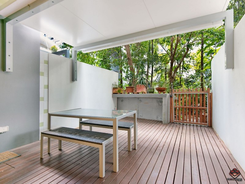 2/28 Cordelia Street, South Brisbane QLD 4101