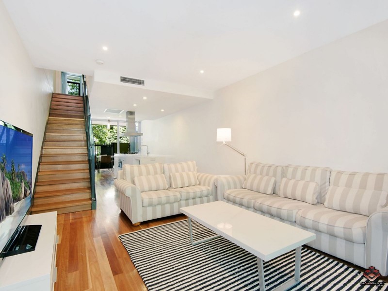 2/28 Cordelia Street, South Brisbane QLD 4101