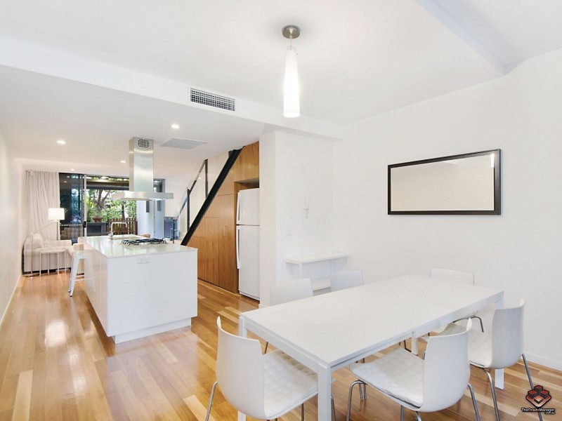 2/28 Cordelia Street, South Brisbane QLD 4101