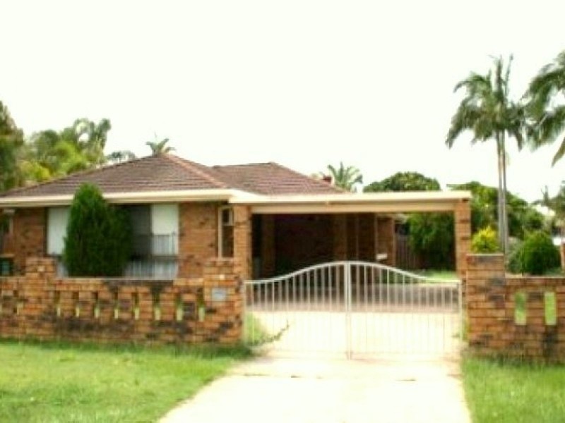 11 Tradewinds Avenue, Paradise Point QLD 4216