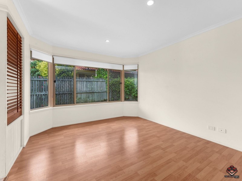 28 Holmead Road, Eight Mile Plains QLD 4113