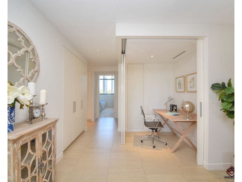 5404/323 Bayview Street, Hollywell QLD 4216