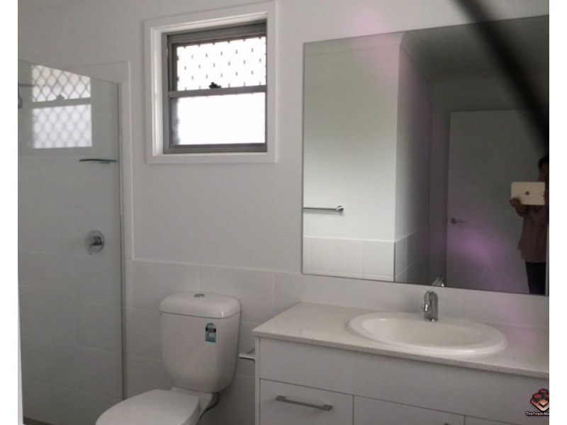 8 Whitehorse Road, Dakabin QLD 4503