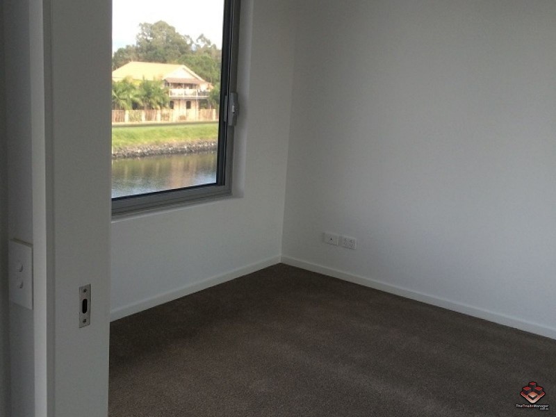 1 Waterford Court, Bundall QLD 4217