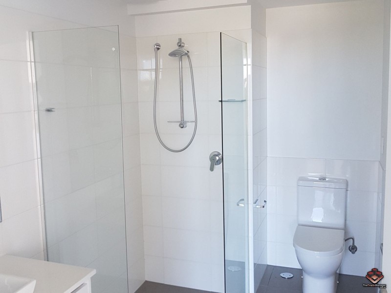 1 Waterford Court, Bundall QLD 4217