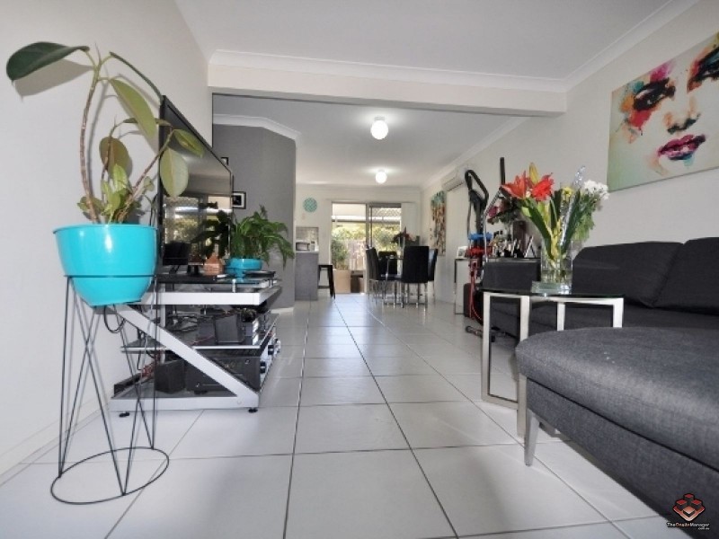 130 Jutland Street, Oxley QLD 4075