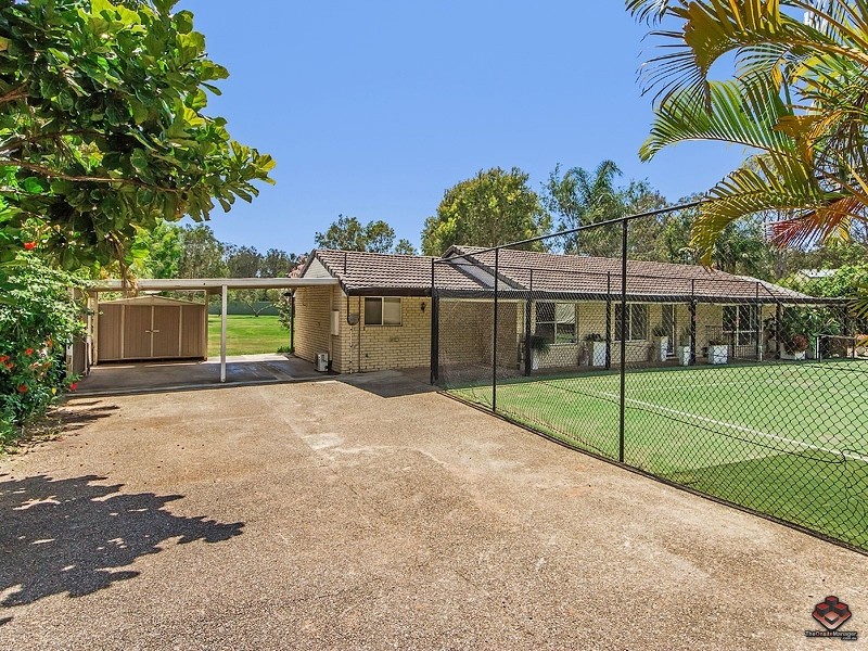 9 Rosedale Place, Helensvale QLD 4212