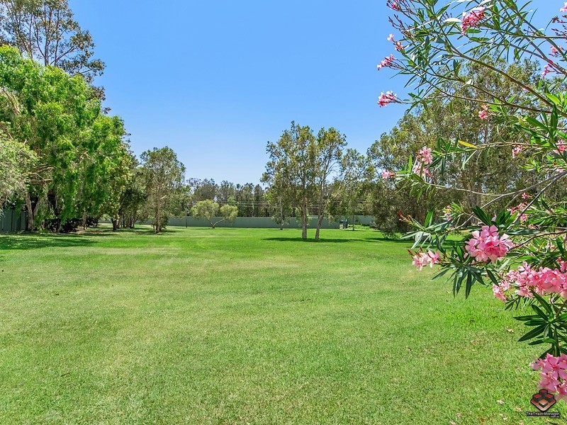 9 Rosedale Place, Helensvale QLD 4212