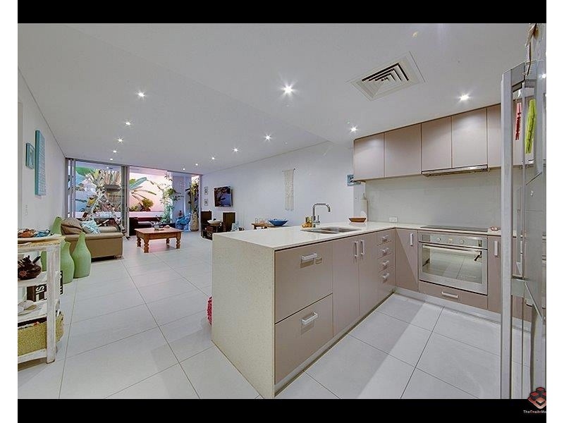 ID:3890008/20-24 Cliff Street, Yeppoon QLD 4703