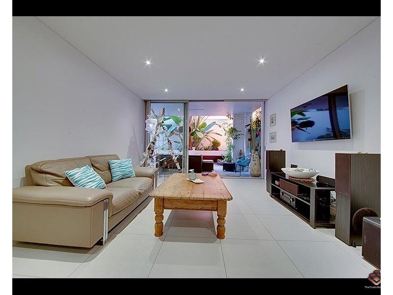 ID:3890008/20-24 Cliff Street, Yeppoon QLD 4703